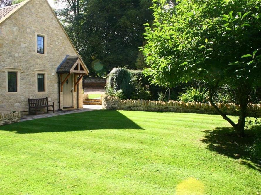 Villa Tumbledown Broadway  Esterno foto