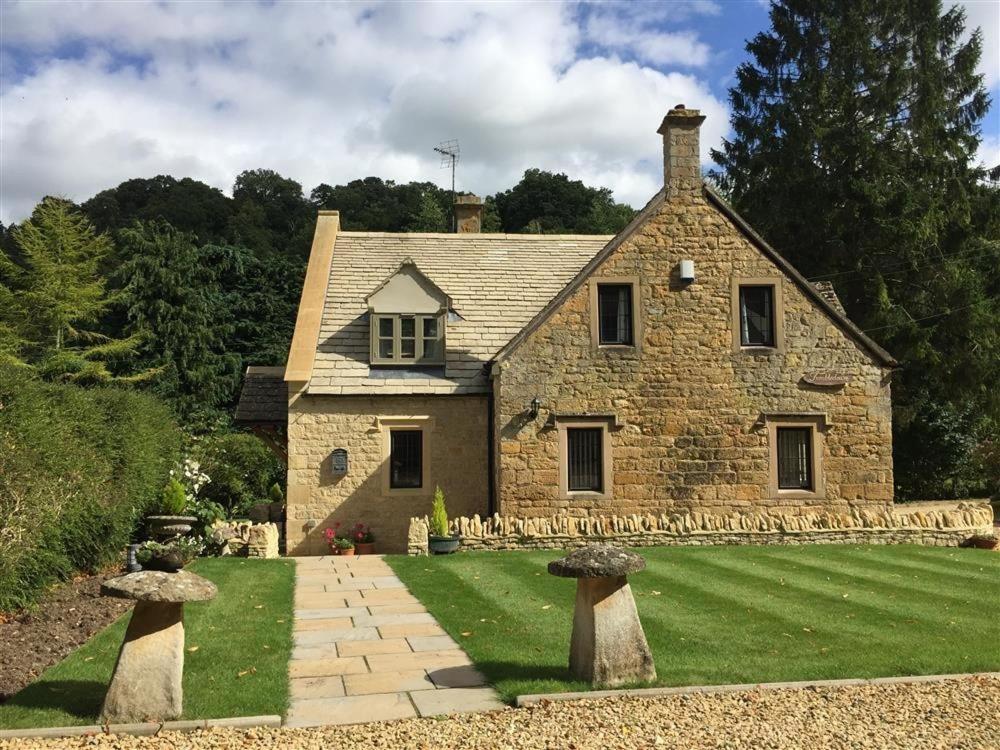 Villa Tumbledown Broadway  Esterno foto